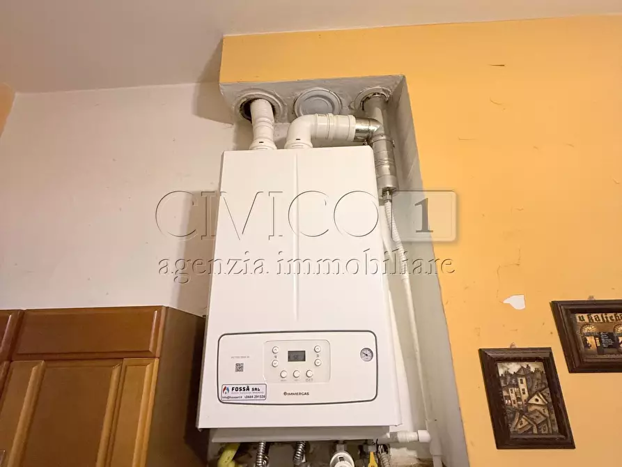 Immagine 10 di Appartamento in vendita  in Contrà Corpus Domini 30 a Vicenza