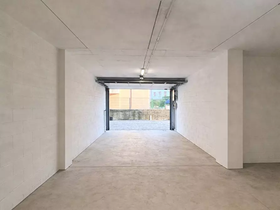 Immagine 39 di Appartamento in vendita  in Via Domenico Meschinelli 71 a Vicenza