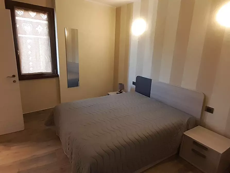 Immagine 4 di Bilocale in affitto  in piazza Unità d'Italia 10 a Varano Borghi