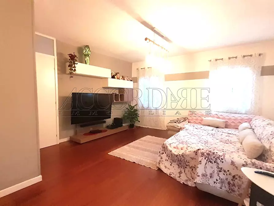 Immagine 3 di Casa indipendente in vendita  a Villafranca Padovana