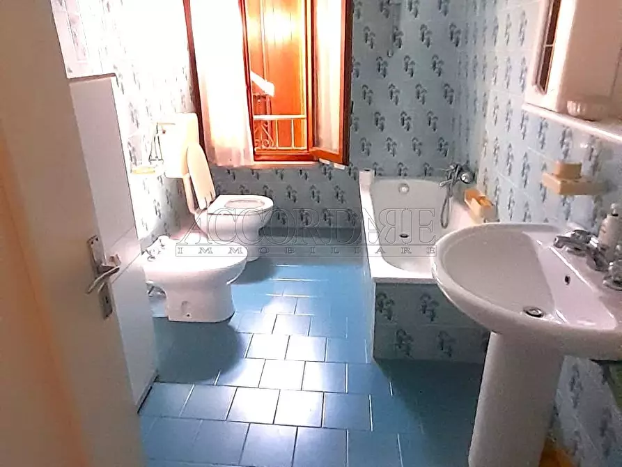 Immagine 17 di Rustico / casale in vendita  in Via Croce 796 a Salara