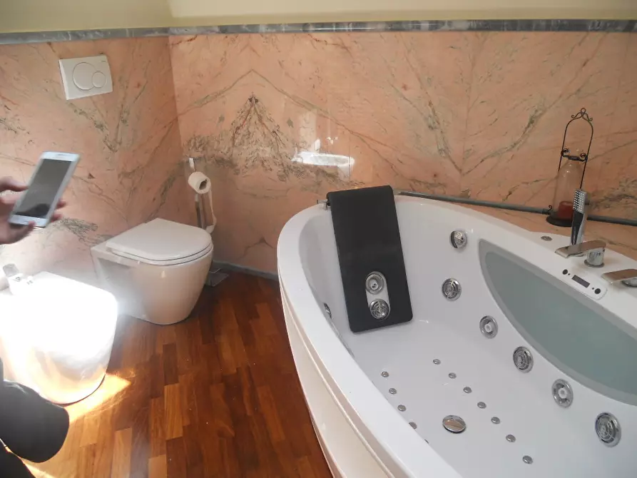 Immagine 36 di Terratetto in vendita  in Via Carbonara 33 a Castelnuovo Magra