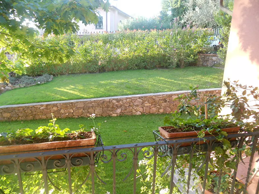 Immagine 44 di Villa in vendita  in Via Montefrancio 69 a Castelnuovo Magra