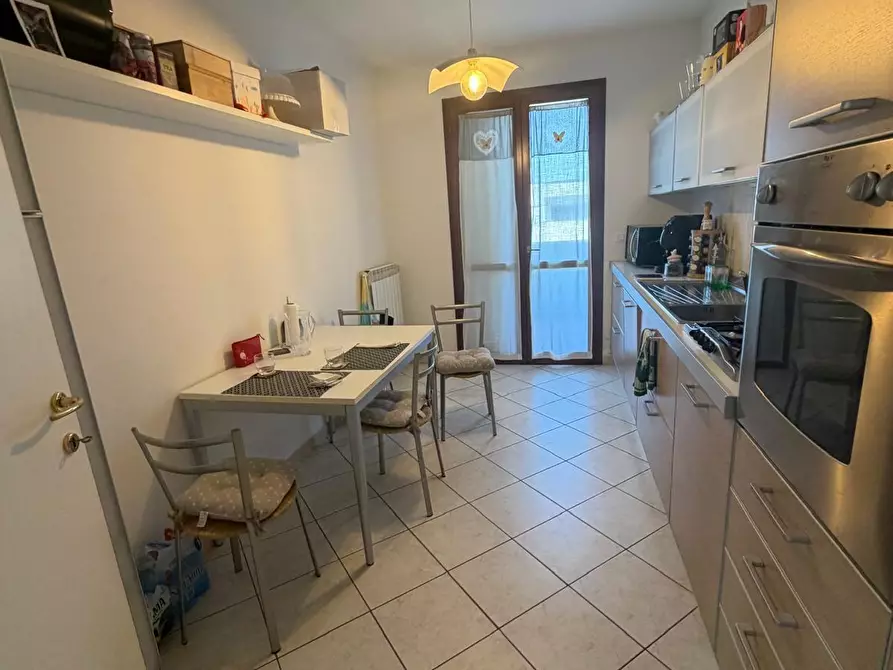 Immagine 12 di Villetta a schiera in vendita  in Via Larga 37 a Ortonovo