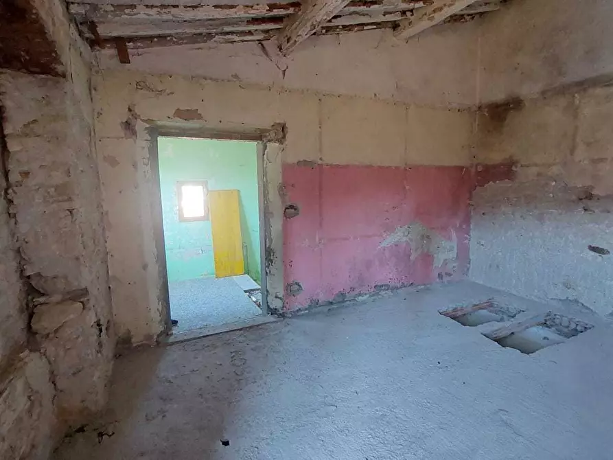 Immagine 6 di Terratetto in vendita  in Piazza Gino Menconi 12 a Carrara