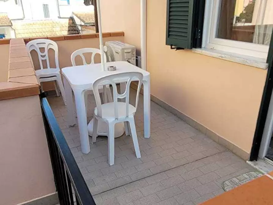 Immagine 23 di Appartamento in vendita  in Via Persio a Ameglia