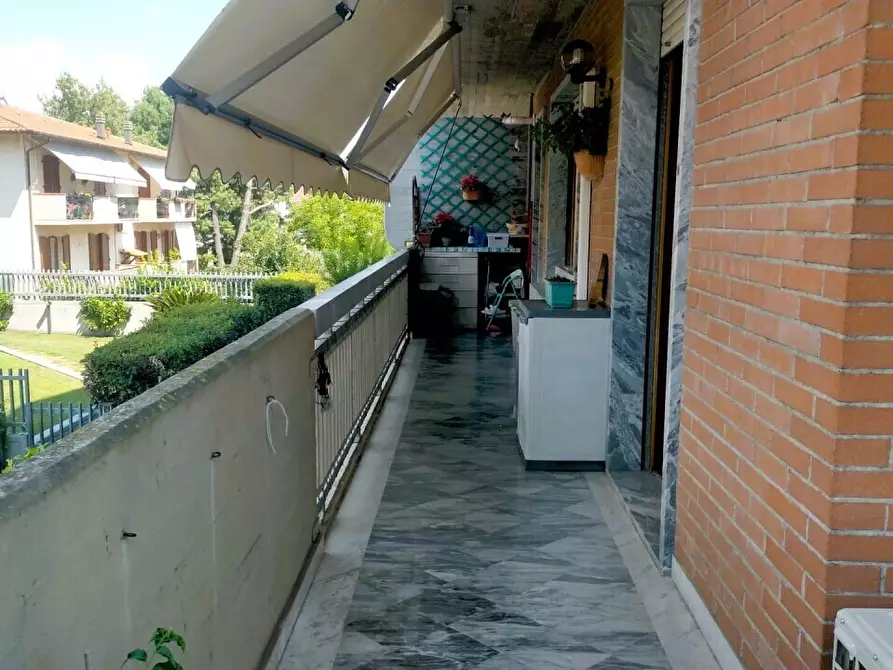 Immagine 21 di Appartamento in vendita  in Via Felice Cavallotti a Carrara