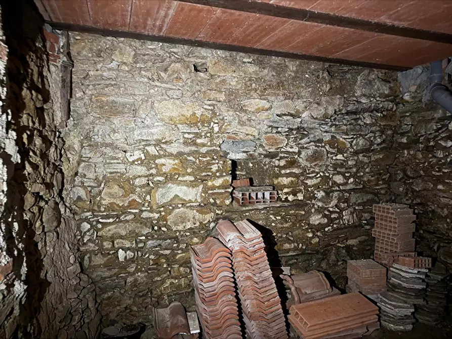 Immagine 23 di Casa semindipendente in vendita  in Vicolo San Lorenzo 2 a Ortonovo