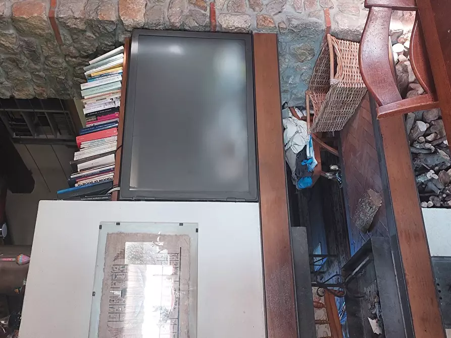 Immagine 41 di Villa in vendita  in Via Margubbio 15 a Ameglia