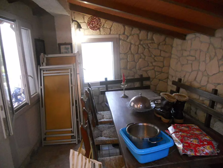 Immagine 28 di Villa in vendita  in Via dei Pini 40 a Castelnuovo Magra