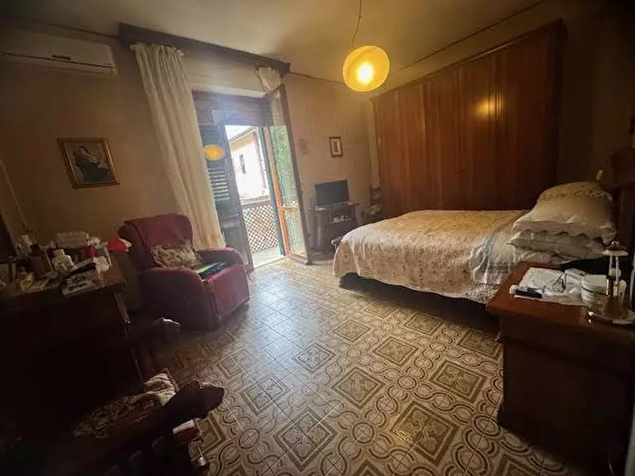 Immagine 13 di Casa semindipendente in vendita  in Via Falaschi a Ortonovo
