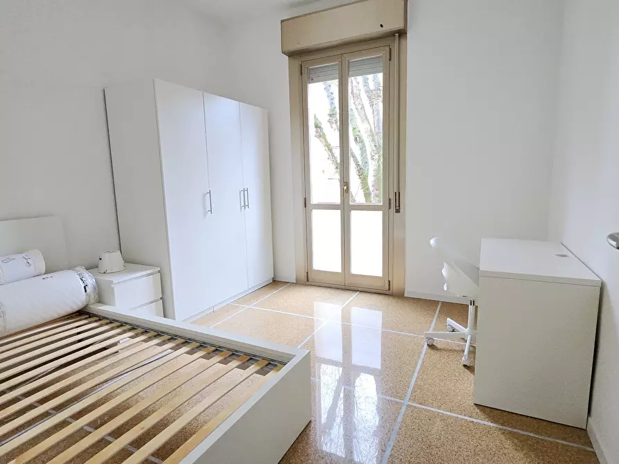 Immagine 7 di Quadrilocale in affitto  a Bologna