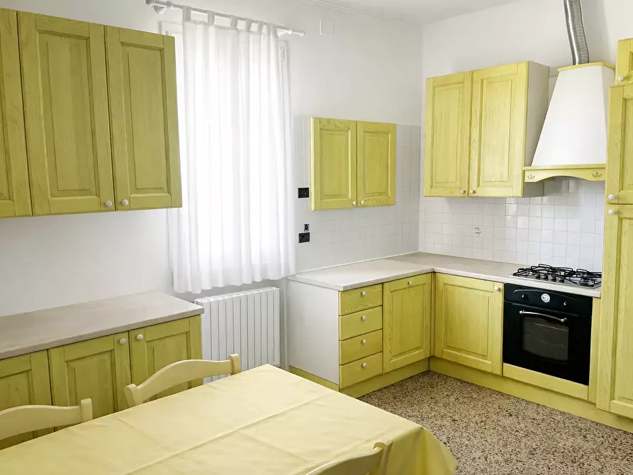 Immagine 1 di Stanza singola in affitto  a Bologna