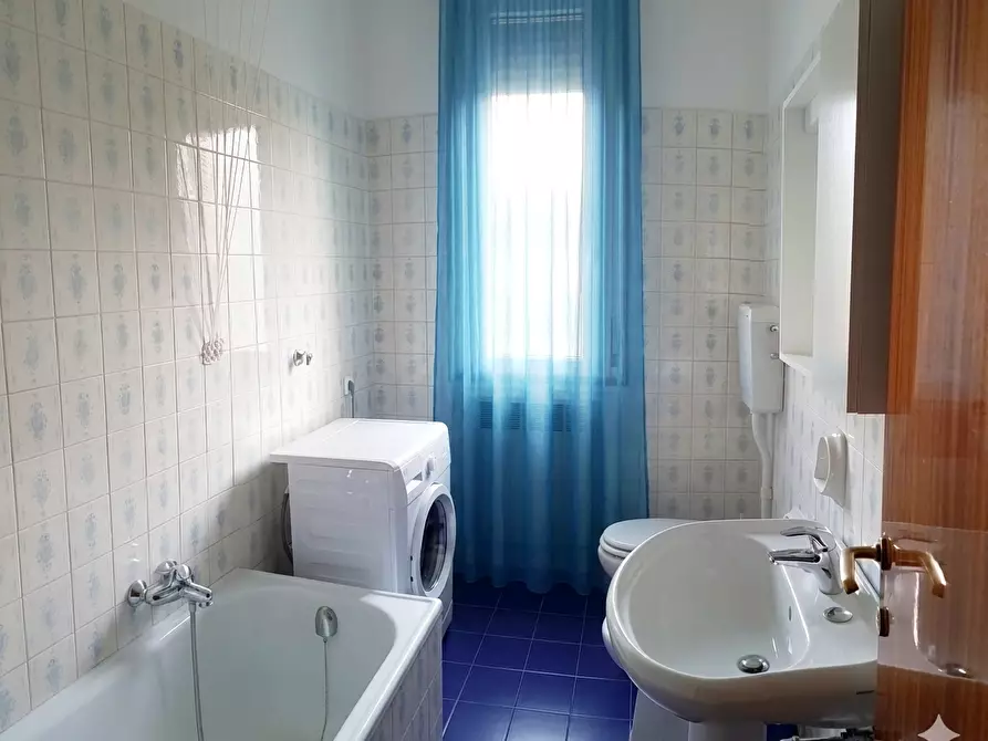 Immagine 5 di Bilocale in affitto  a Bologna