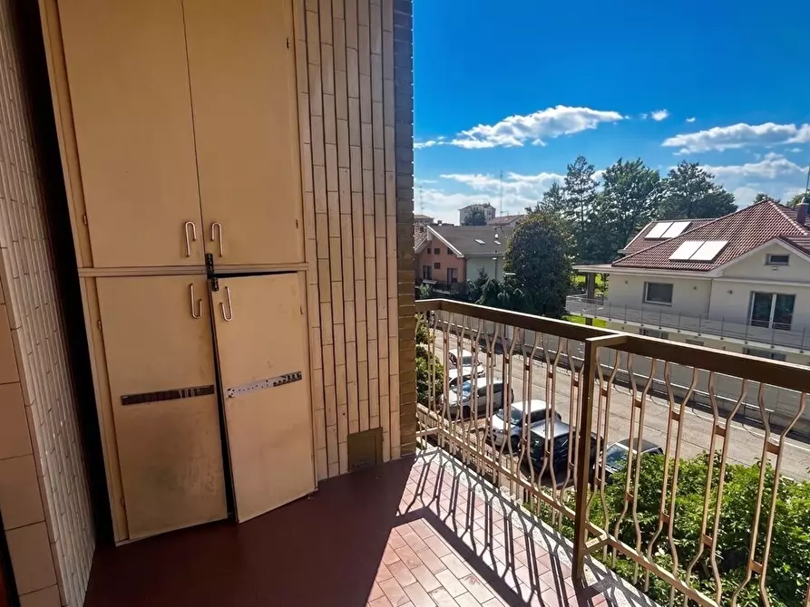 Immagine 9 di Quadrilocale in vendita  in Via Don Minzoni 22 a Beinasco