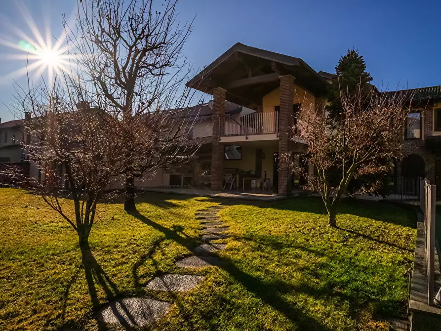 Immagine 3 di Rustico / casale in vendita  in Via Martiri della Libertà 28A a Beinasco