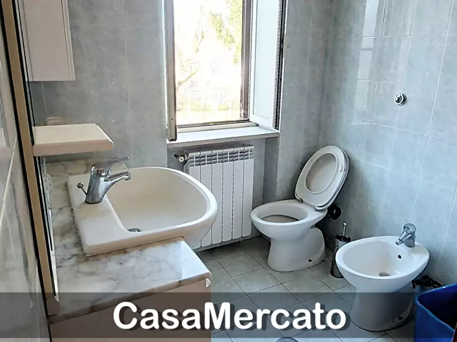 Immagine 17 di Trilocale in vendita  in Via Calabria a Rocca Di Papa