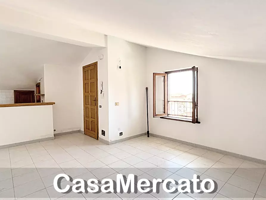 Immagine 5 di Mansarda in vendita  a Rocca Di Papa