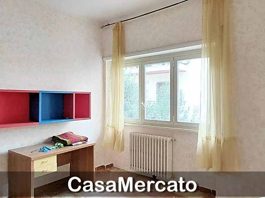 Immagine 11 di Trilocale in vendita  a Marino