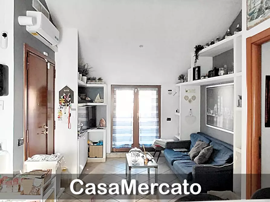 Immagine 2 di Attico in vendita  a Rocca Di Papa