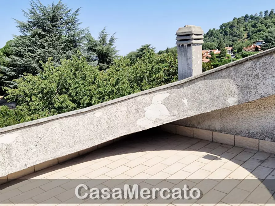 Immagine 19 di Trilocale in vendita  in Via Rocca Priora a Rocca Di Papa