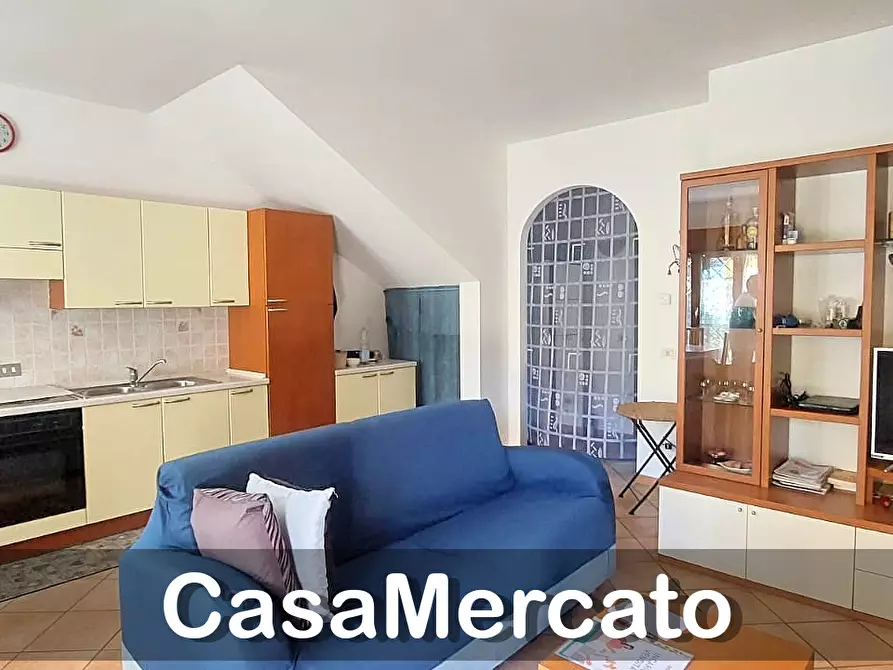 Immagine 8 di Bilocale in vendita  a Rocca Di Papa