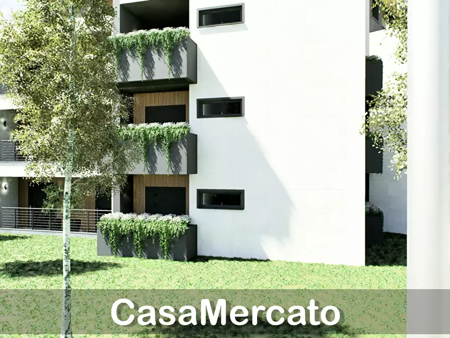 Immagine 12 di Trilocale in vendita  a Roma