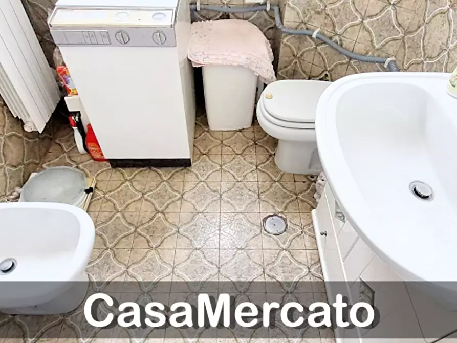 Immagine 19 di Bilocale in vendita  in Via Lucatelli a Rocca Di Papa