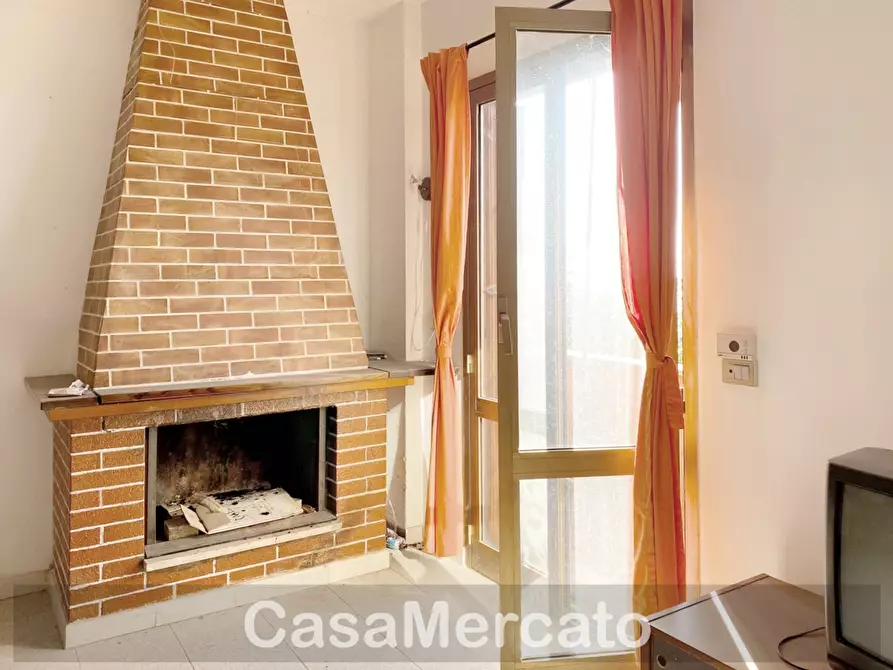 Immagine 9 di Trilocale in vendita  in via Ariccia a Rocca Di Papa