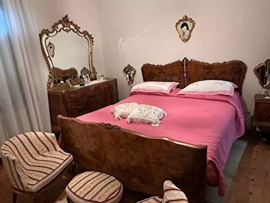 Immagine 25 di Casa bifamiliare in vendita  a Carassai