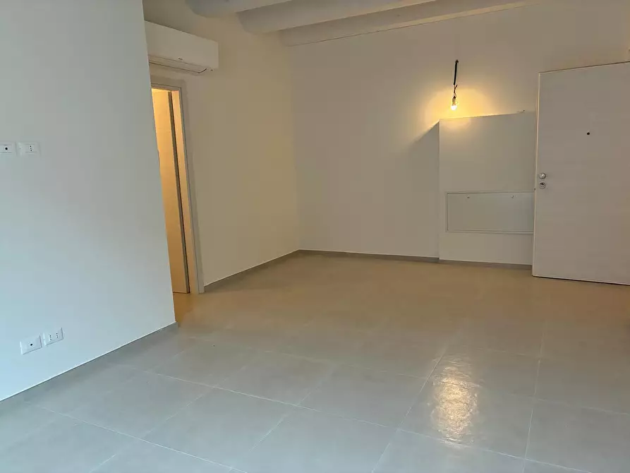 Immagine 8 di Appartamento in affitto  a San Benedetto Del Tronto