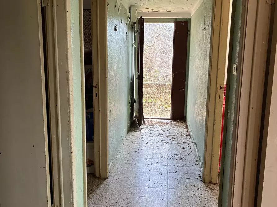Immagine 26 di Rustico / casale in vendita  a Carassai