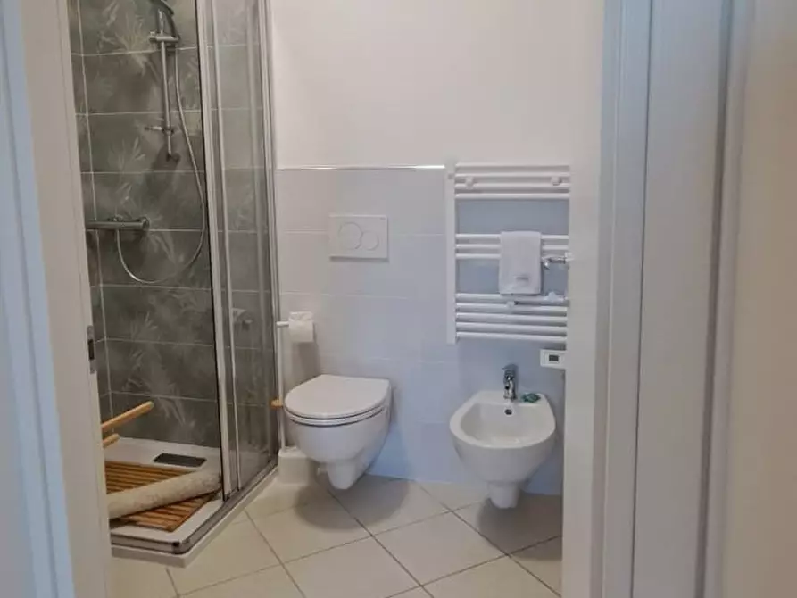 Immagine 17 di Appartamento in vendita  a Alba Adriatica