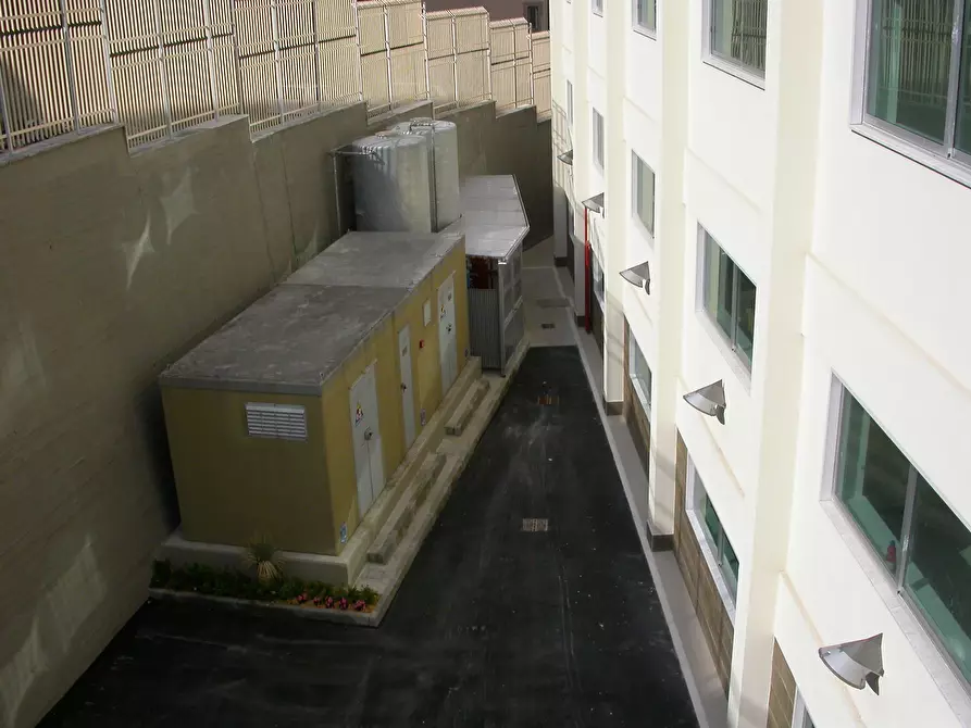 Immagine 17 di Palazzo in vendita  a Napoli