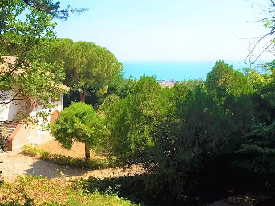 Immagine 1 di Casa indipendente in vendita  a Tortoreto