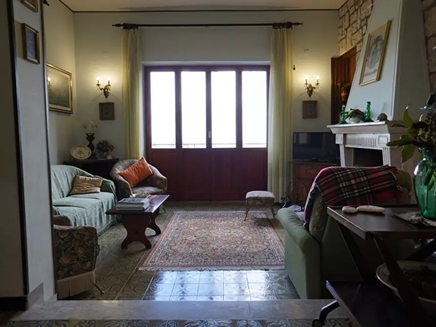 Immagine 16 di Casa indipendente in vendita  a Ascoli Piceno