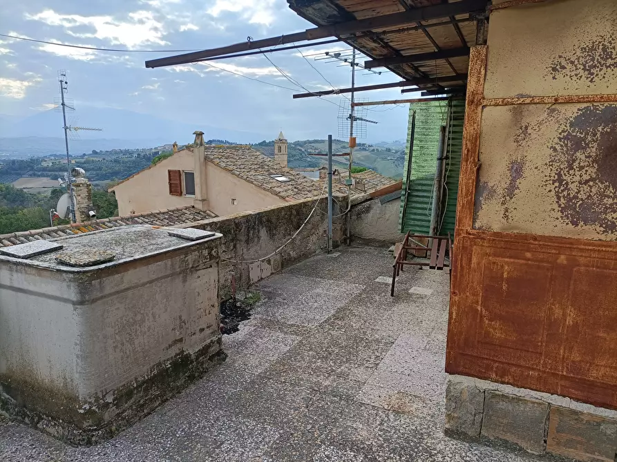 Immagine 11 di Casa indipendente in vendita  a Monsampolo Del Tronto
