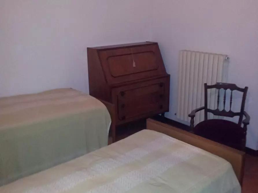 Immagine 18 di Casa indipendente in vendita  a Castorano