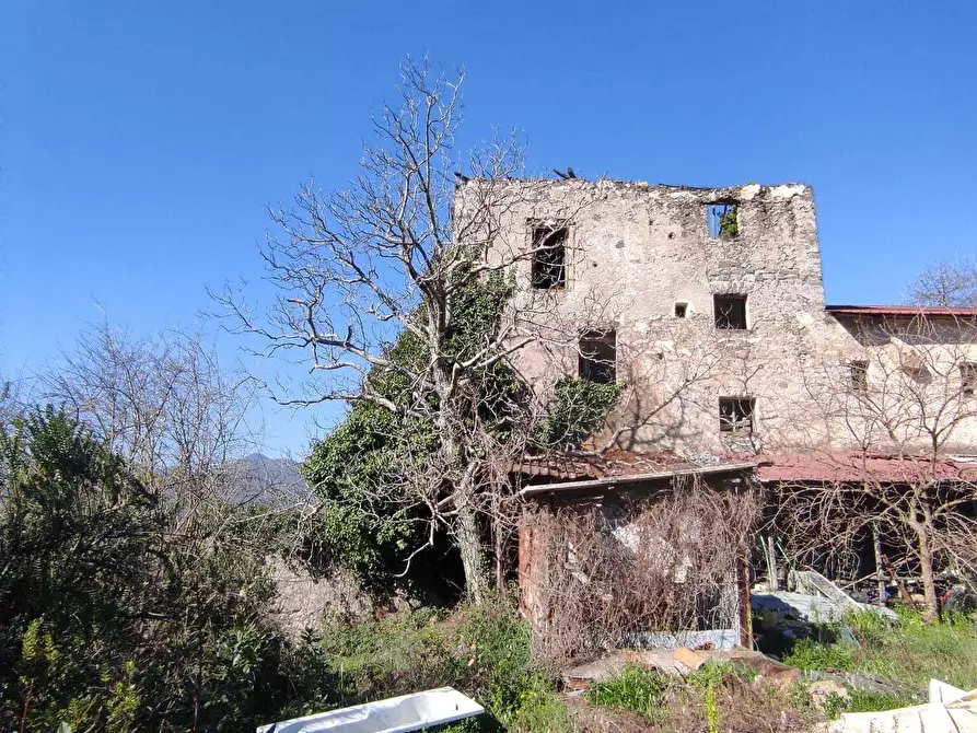 Immagine 30 di Palazzo in vendita  a Fisciano