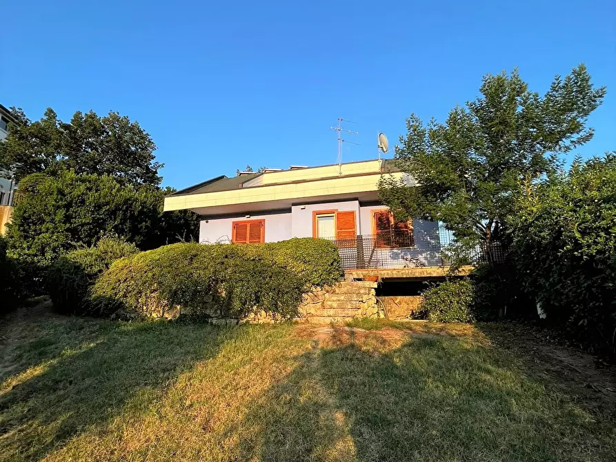 Immagine 5 di Villa in vendita  a Ascoli Piceno