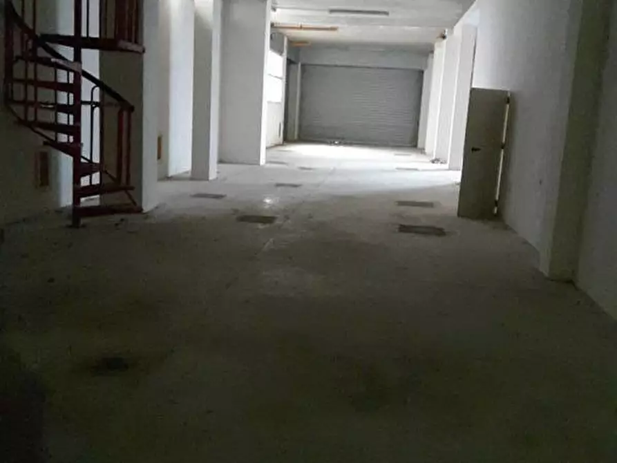 Immagine 8 di Laboratorio in vendita  a San Benedetto Del Tronto