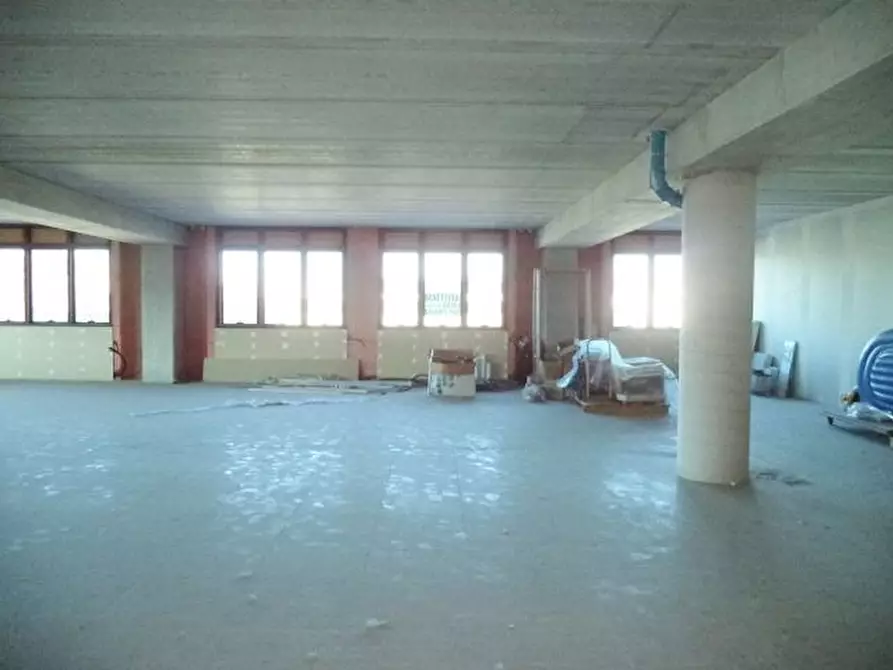 Immagine 6 di Ufficio in vendita  a San Benedetto Del Tronto