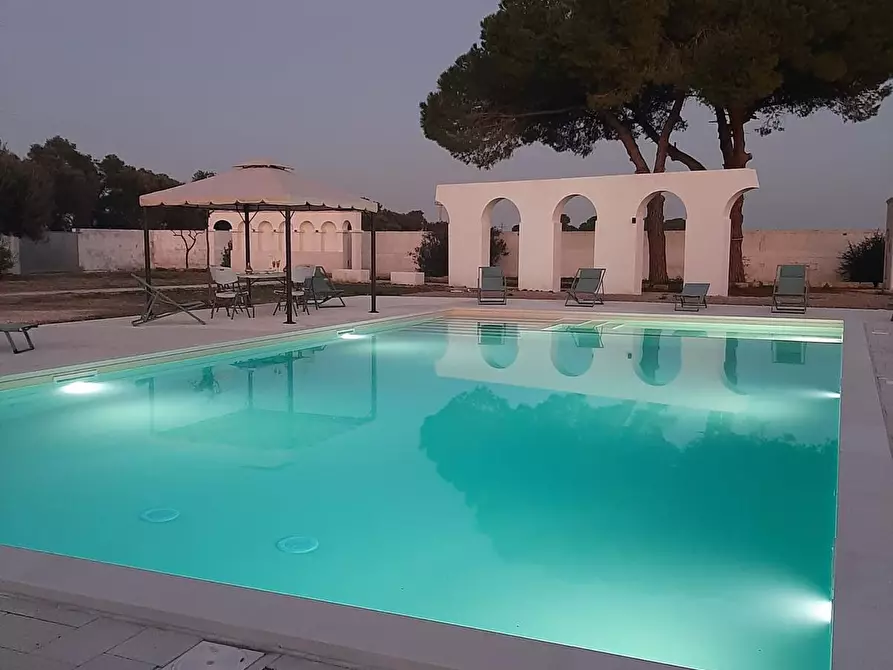 Immagine 11 di Casa vacanze in vendita  a Pulsano