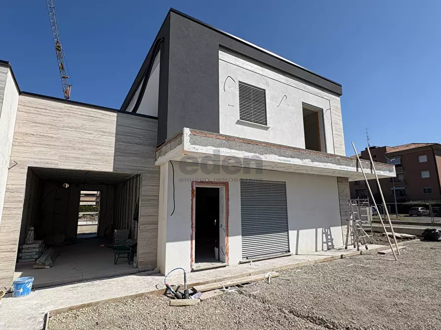 Immagine 4 di Villa in vendita  in Via Pietro Melecchi SNC a Castelfranco Emilia