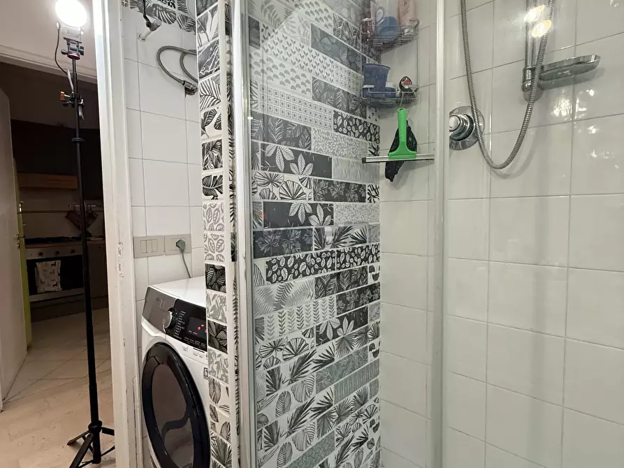 Immagine 27 di Quadrilocale in vendita  in viale vittorio veneto 102 a Modena