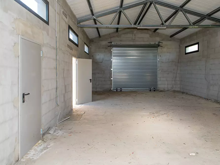 Immagine 63 di Villa in vendita  a Soleminis