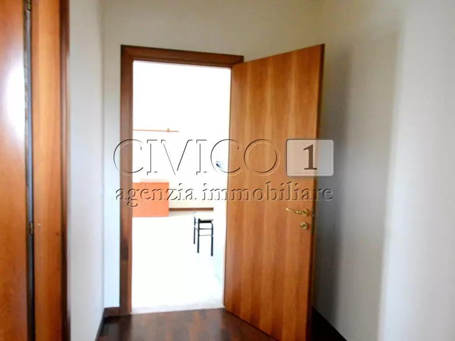 Immagine 9 di Appartamento in vendita  in Via Chiesa Nuova 3/5 a Longare