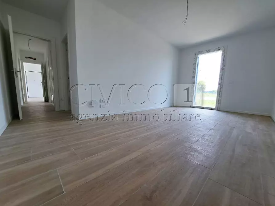 Immagine 30 di Appartamento in vendita  in Via Secula a Longare