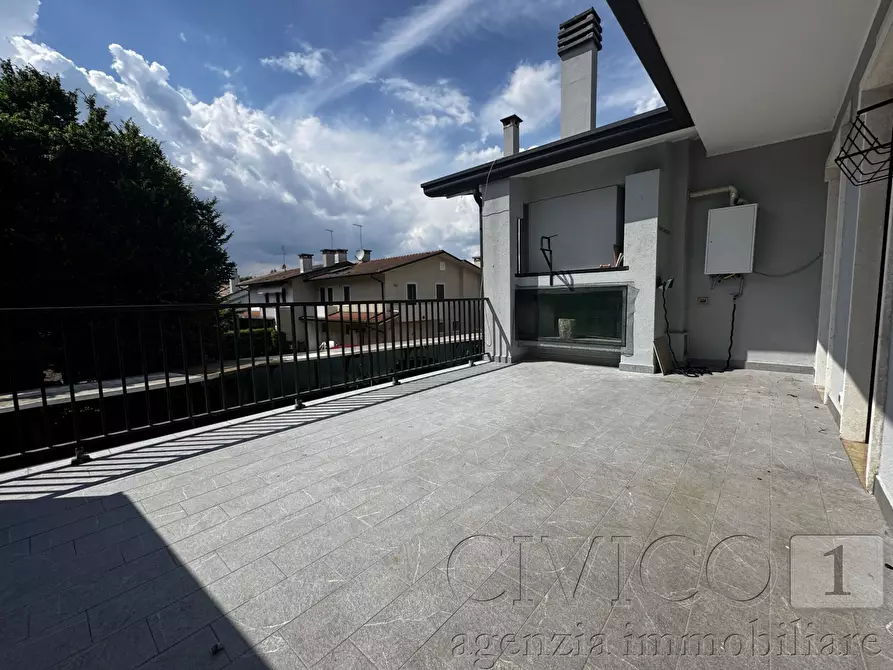 Immagine 12 di Appartamento in vendita  in Via Pascoli 1 a Quinto Vicentino