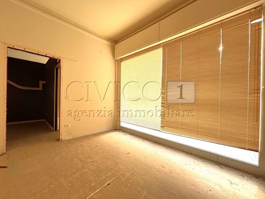 Immagine 8 di Locale commerciale in vendita  in Via Alcide De Gasperi 31 a Barbarano Mossano